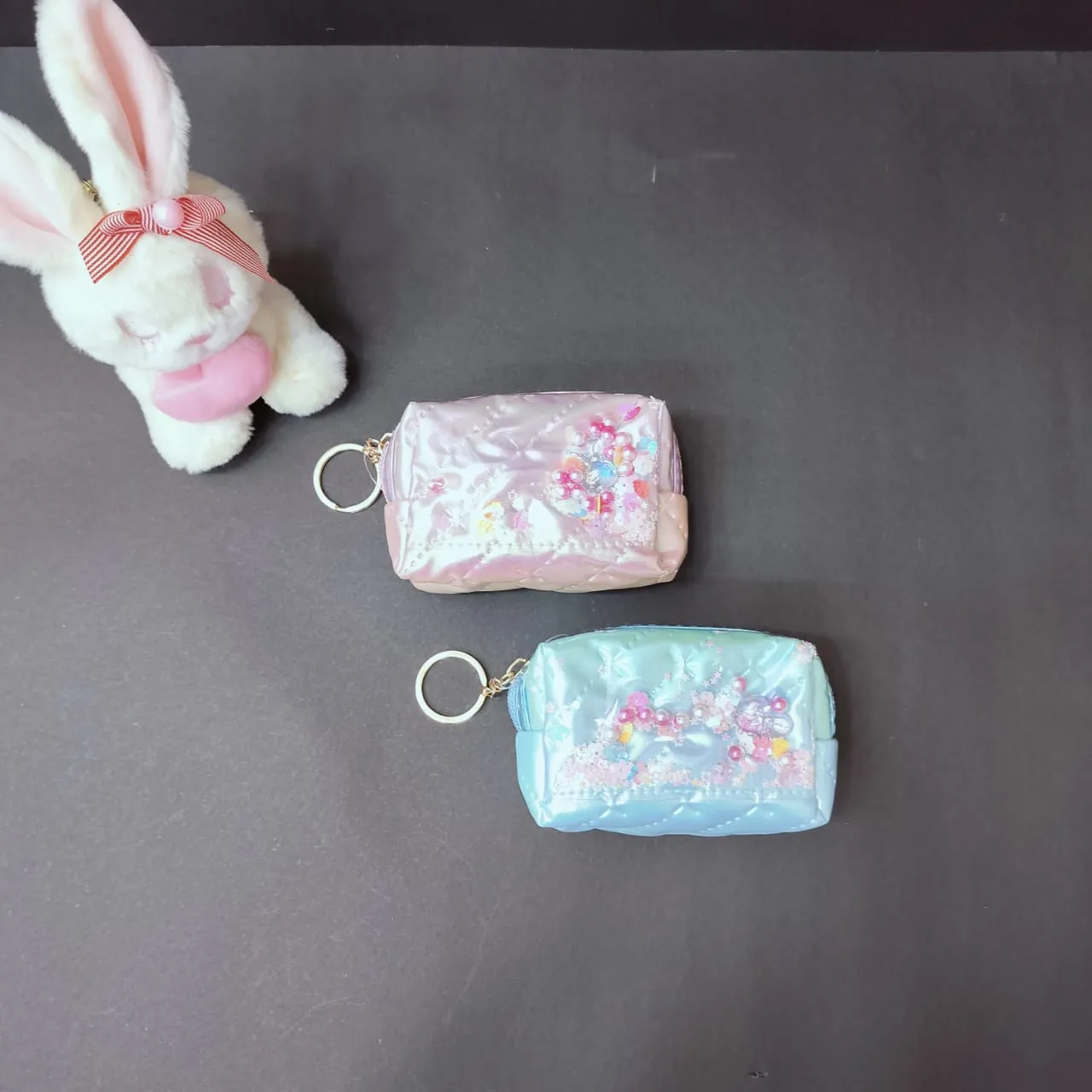 2-in-1 Keychain And Coinpouch.