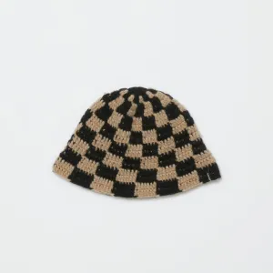 CHECKERED HAND KNIT BUCKET HAT