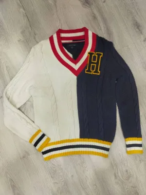 CR569 Tommy Brand Sweater