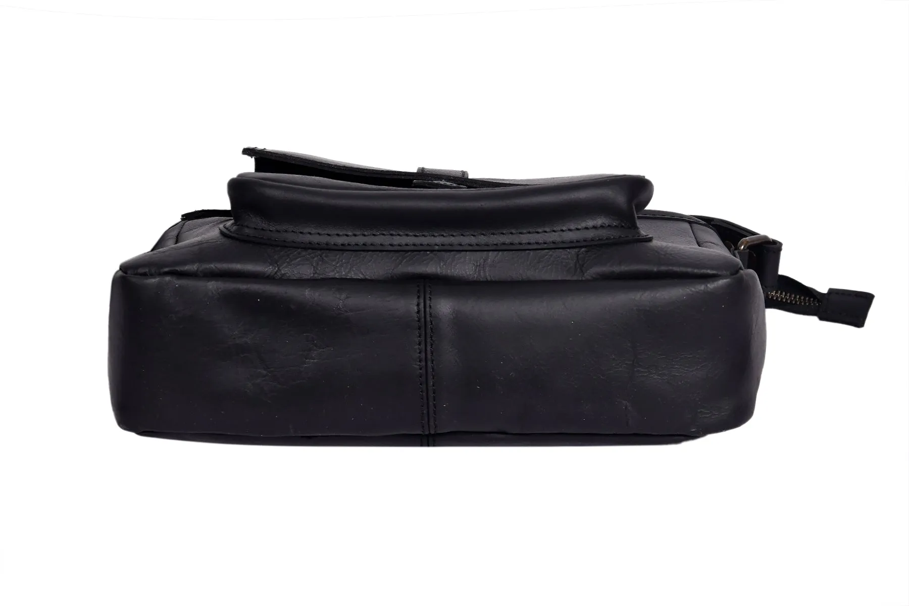 Elegance Redefined: Black Leather Sling Bag - Your Perfect Fashion Companion. Art: BG-1456