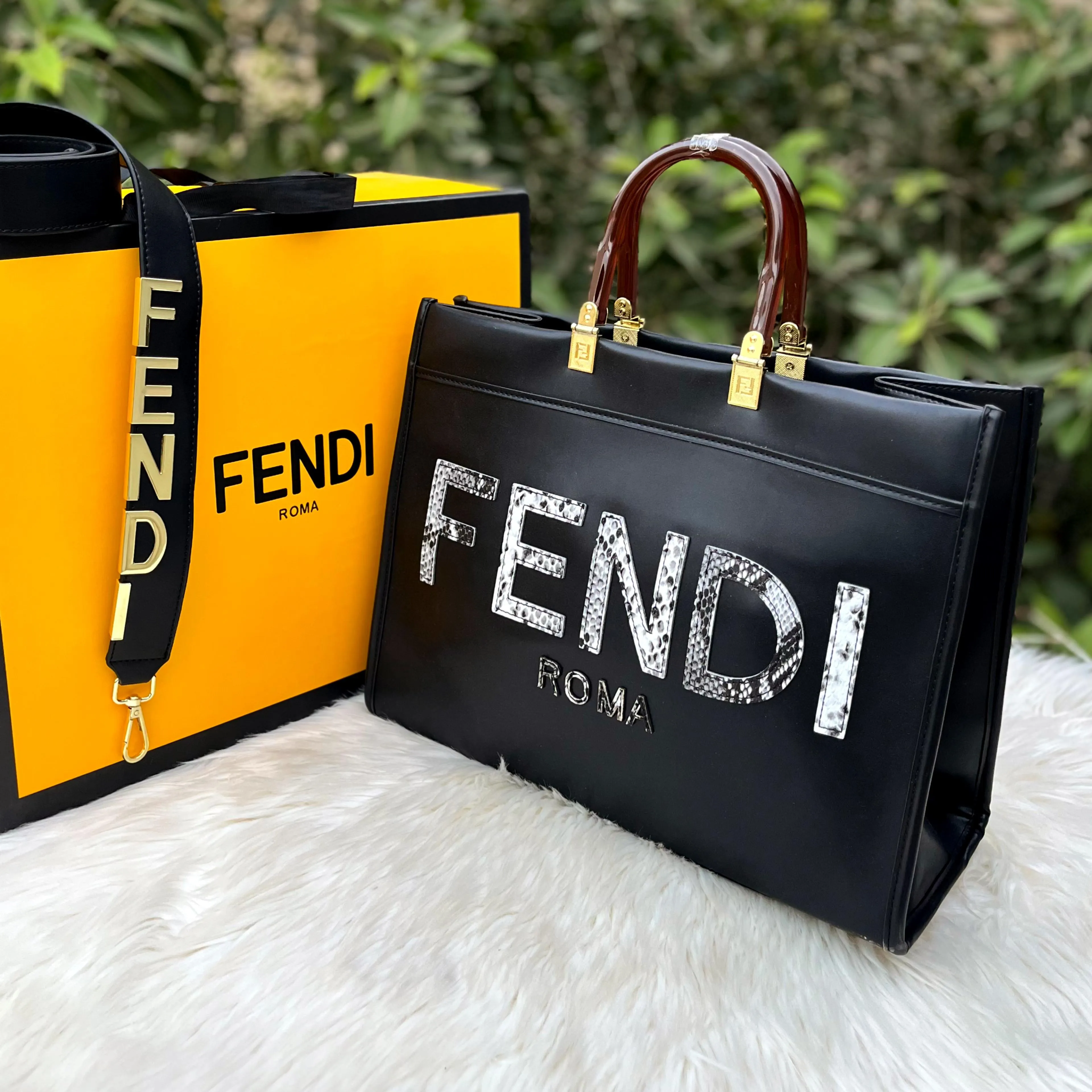 Fendi-Inspired Premium Womens Handbag - Elegant Black Edition