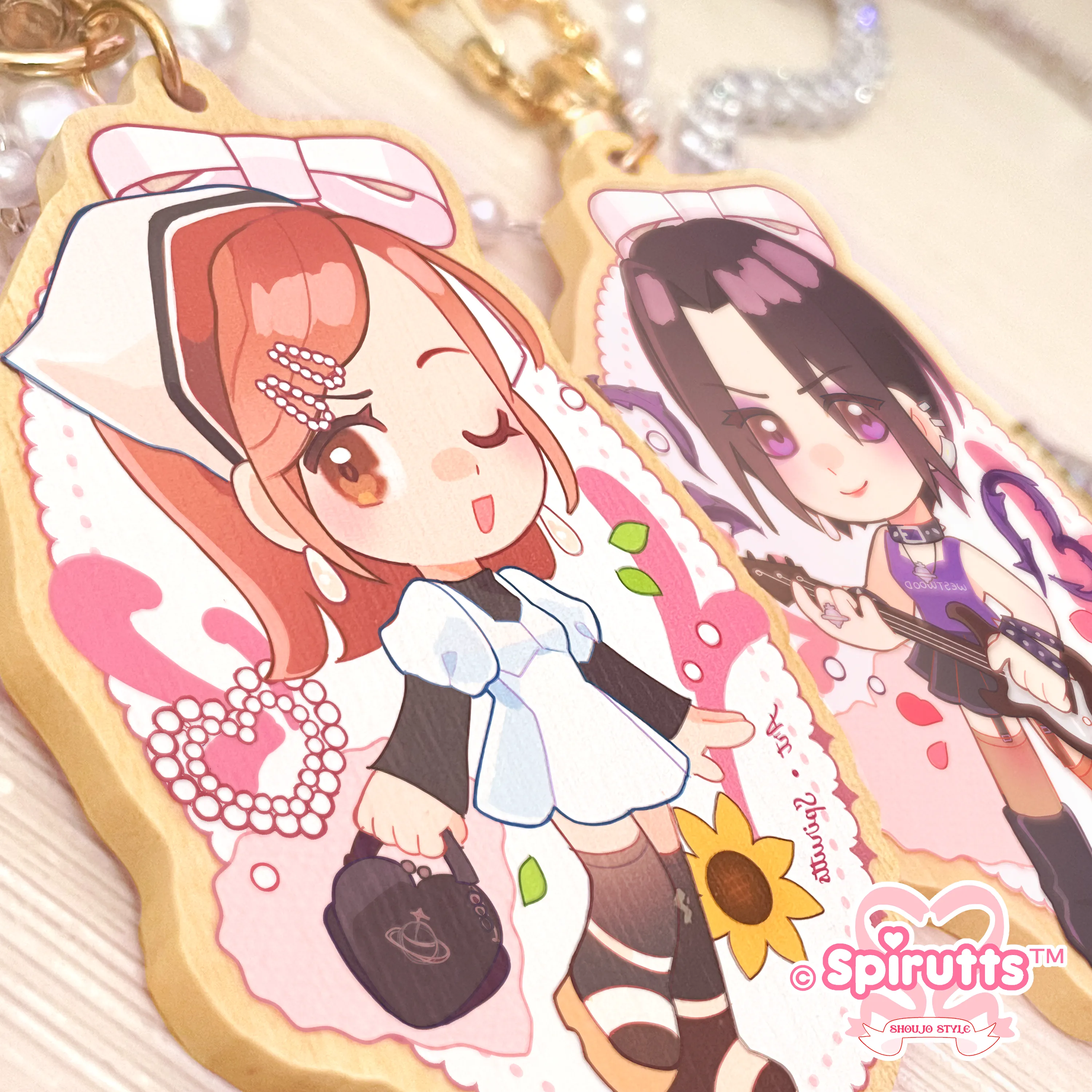 KEYCHAIN(S) - Nana / Retro Anime / punk / couples accessory - Double-sided wooden charm/Matching Pair/Gold clip attachments