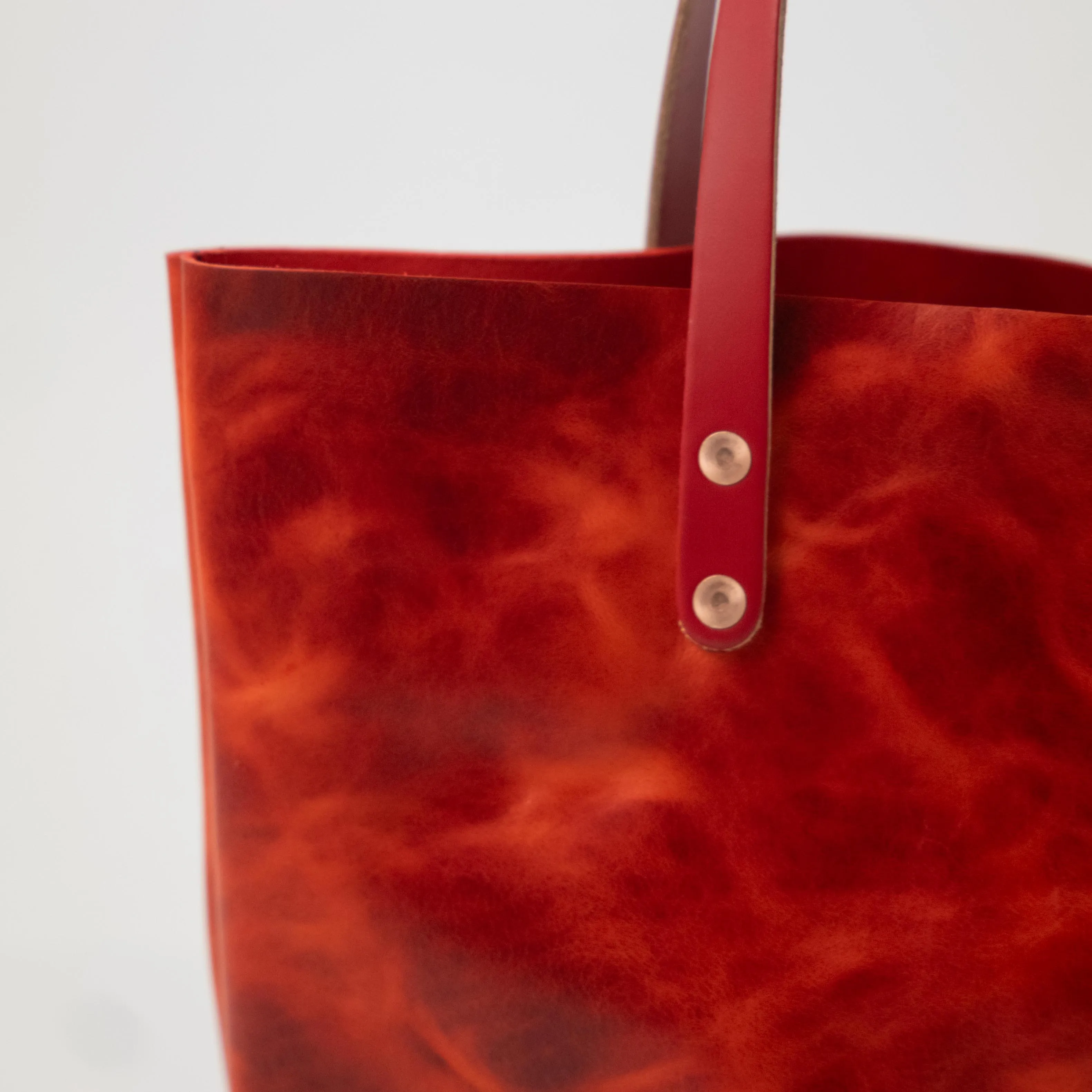 Lava Tote