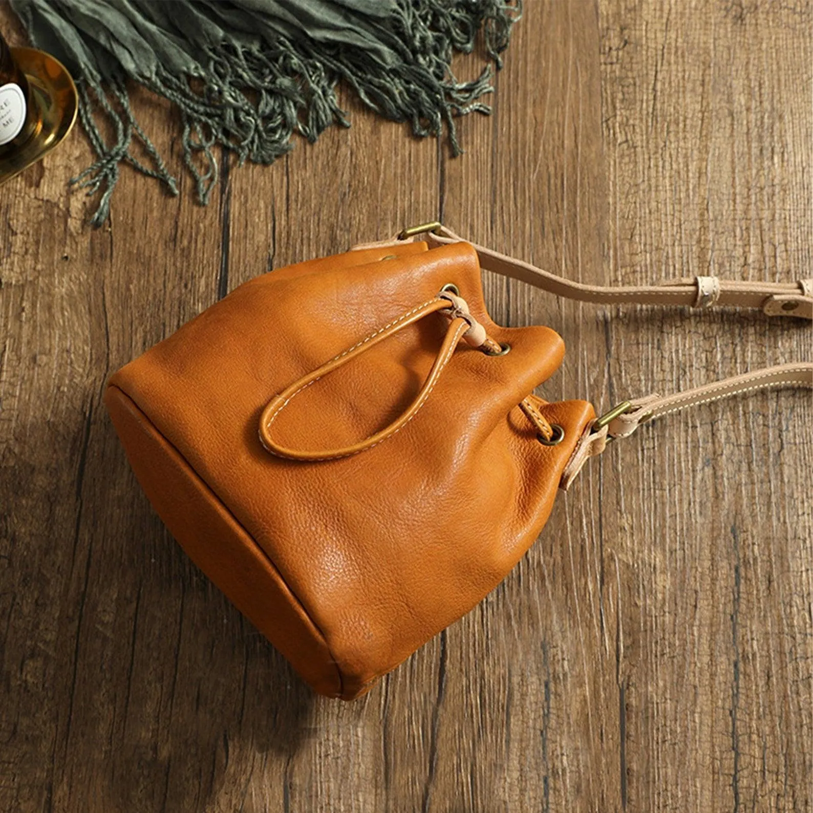 Leather Bucket bag Valentines Day gift Personalised Bag Shoulder Bag, Cross Body Bag, Tan Leather Bag, Crossbody Bag, Gift for her