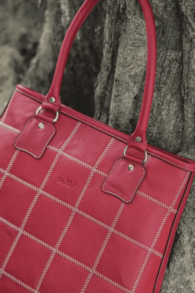 "Radiant Red Elegance: Elevate Your Style with Our Striking Tote Bag" Art: BG-1521-Z