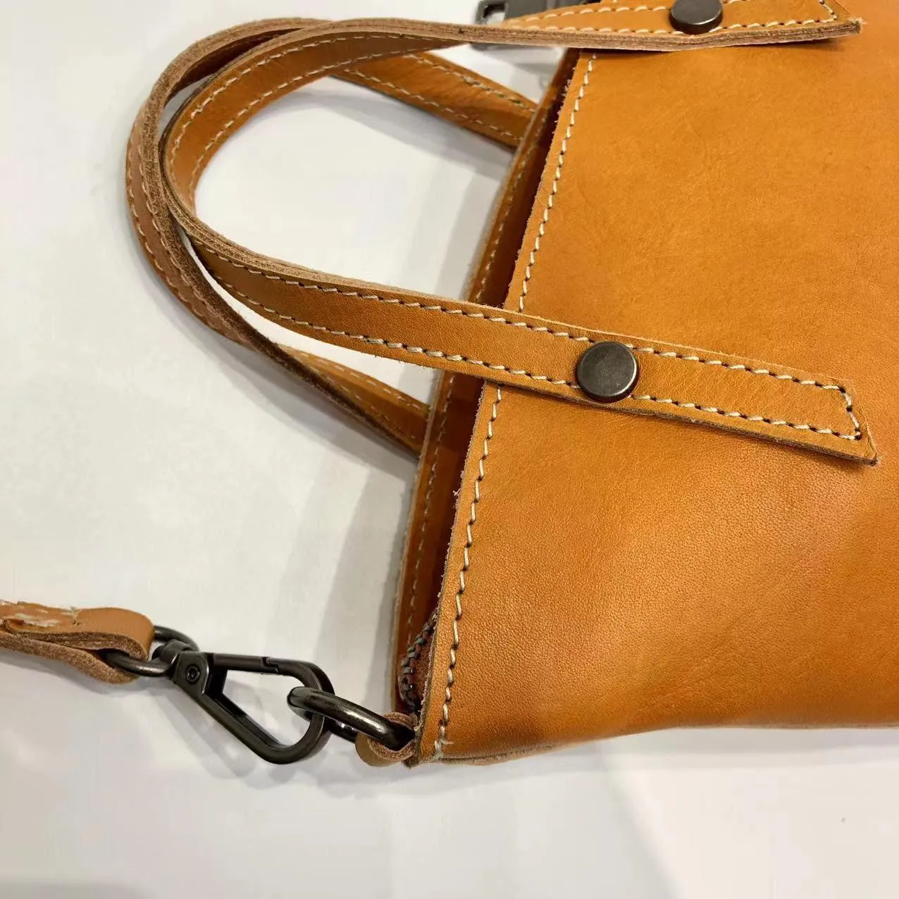 Small Bag Unisex,Womens Bag Leather,Leather Hip Bag,Men Hip Bag Leather,Festival Leather CrossBody Bag,Leather Small Bag